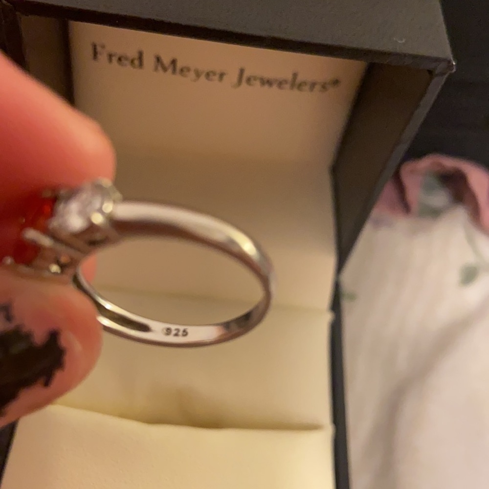 Beautiful Ring - image 4